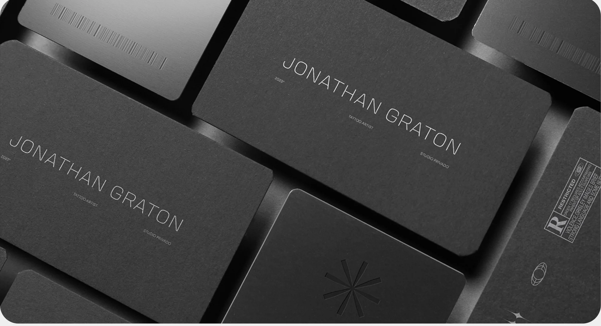 Jonathan Graton · 28